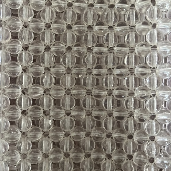 Urban Outfitters - Small clear beaded crossbody bag - Picture 2 of 3